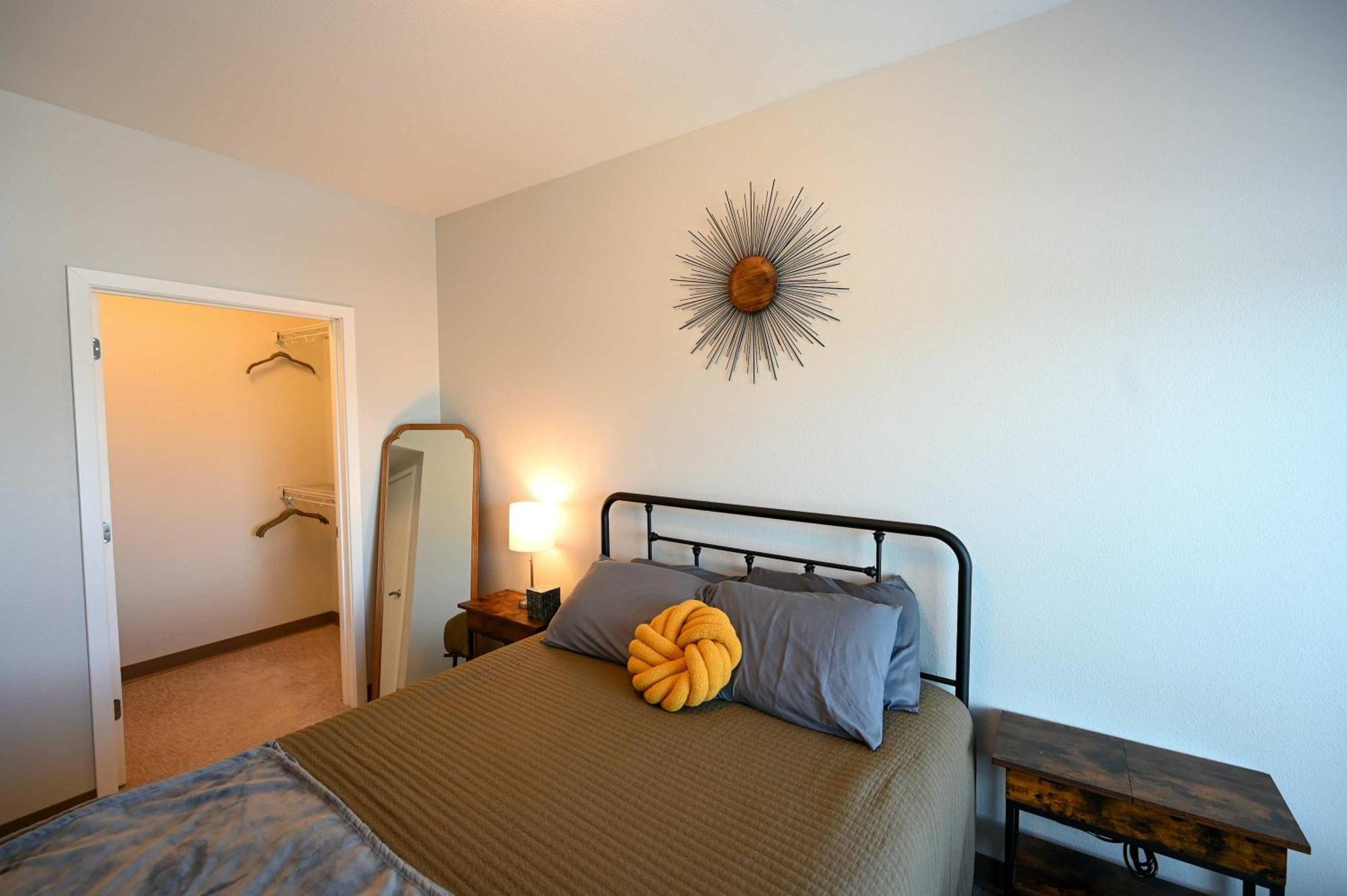 2 Bedroom Brand New Apartment Near Mayo, Park Free Rochester Dış mekan fotoğraf